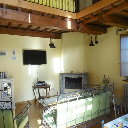 Podere Caldaruccio La Pineta For 18 People Hotel
