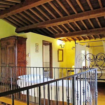 Podere Caldaruccio La Pineta For 18 People Hotel
