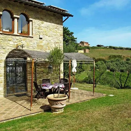 Hotel Podere Caldaruccio La Pineta For 18 People Ramazzano - Le Pulci